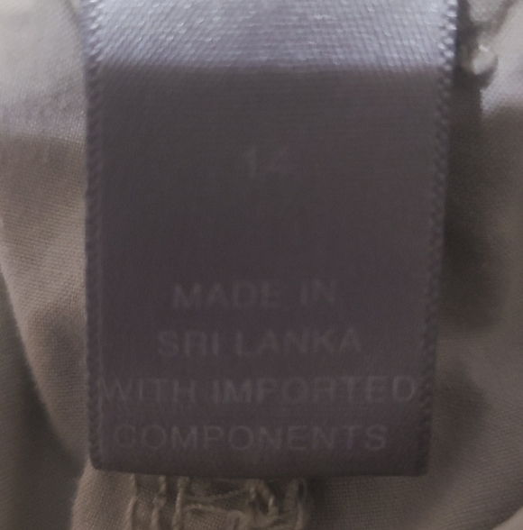 Women's Light Tan Cargo Pants Liz Claiborne Size 14 - Picture 4 of 4